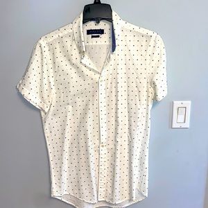 ZARA Men’s short sleeve white button-down, size medium, red and blue dot print